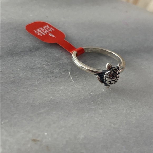 Retiring soon! James Avery Silver Sea Turtle Ring new! Never worn - Picture 3 of 5